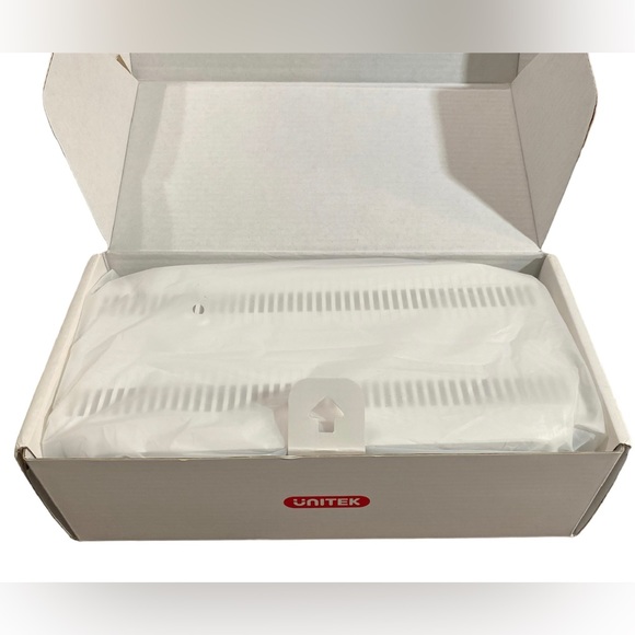 Unitek Multi Charging Station / Dock - 60W, 10-Port USB Charger - White - NEW - Picture 10 of 10